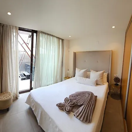 Nogalera Quintessence With Private Parking By Namaste Elite Apartment *